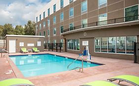 Holiday Inn Express & Suites Oakhurst-Yosemite Park Area By Ihg